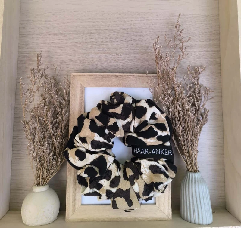 Leo-Kollektion | XXL-Scrunchie