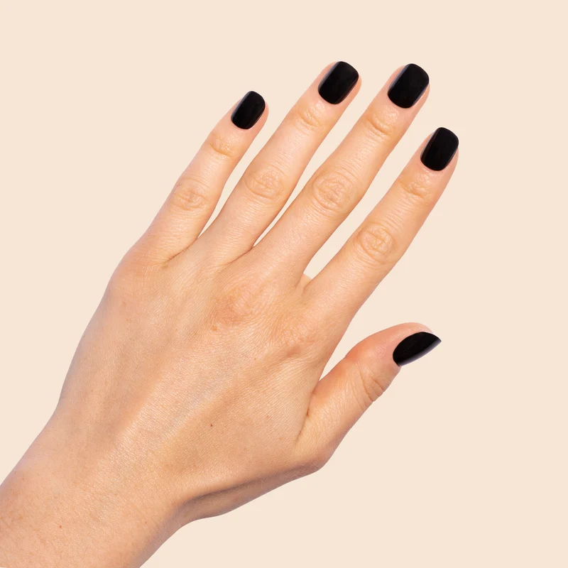 'Pure Black' Soft Gel Press Ons | Short Round