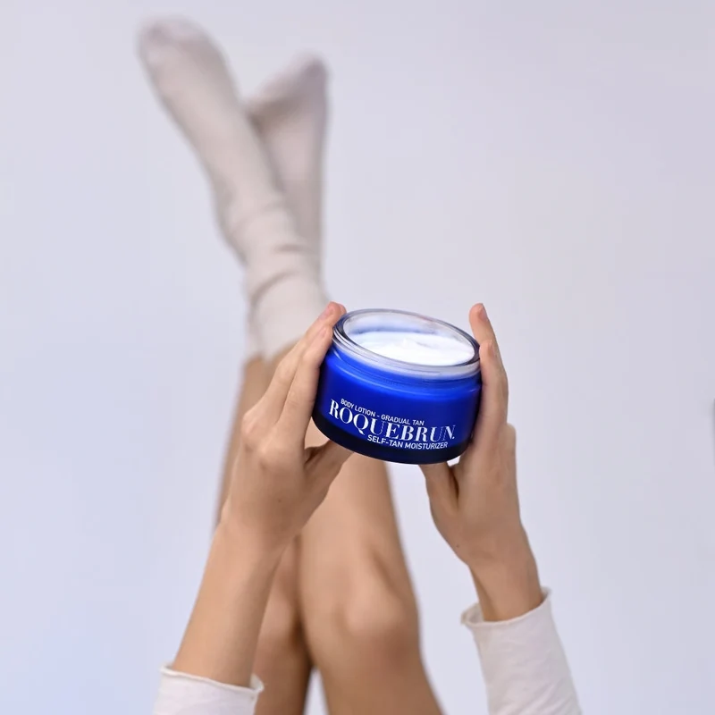 ROQUEBRUN. Körperlotion & Handschuh-Set