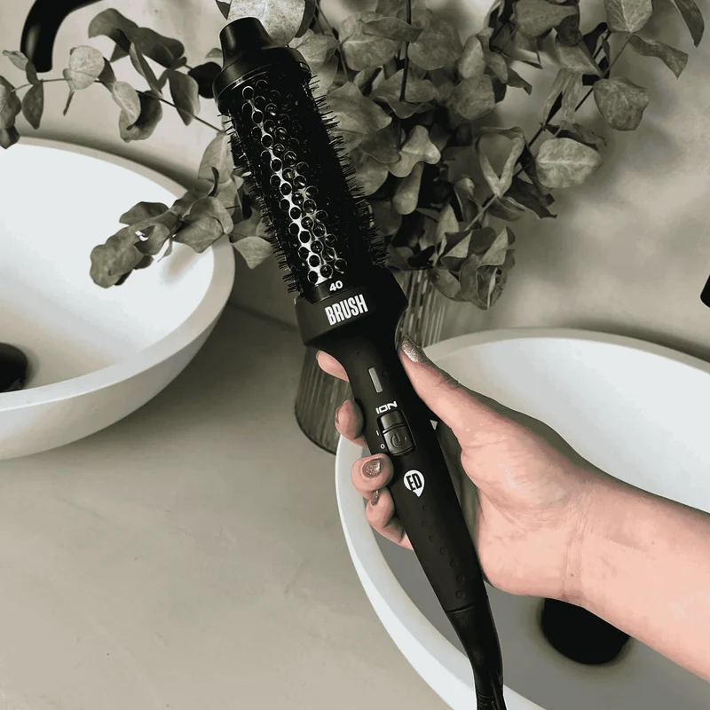 Evryday BRUSH 40 mm - Wärmebürste inkl. hitzebeständigem Handschuh
