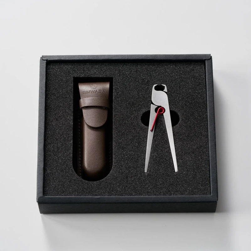 Petit Nail Nipper Gift Set with Leather Case