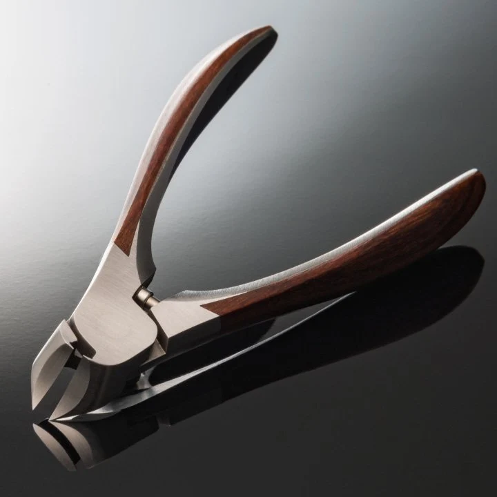 Masterpiece Nipper - Rosewood