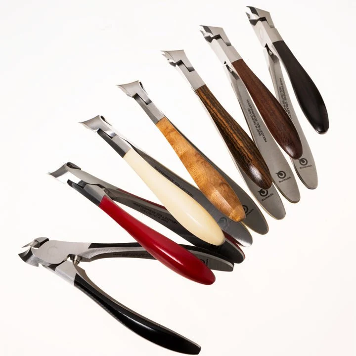 Masterpiece Nipper - Rosewood